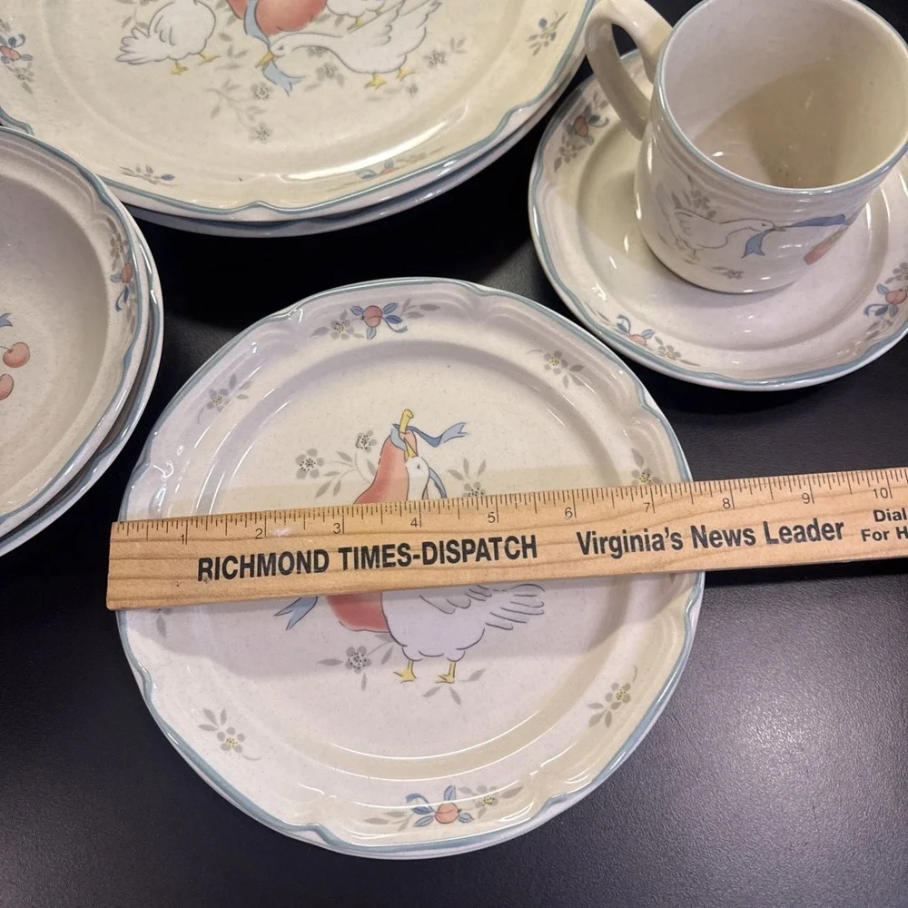 International Stoneware Marmalade Geese  8 Piece Dish Set Cottage Core VINTAGE